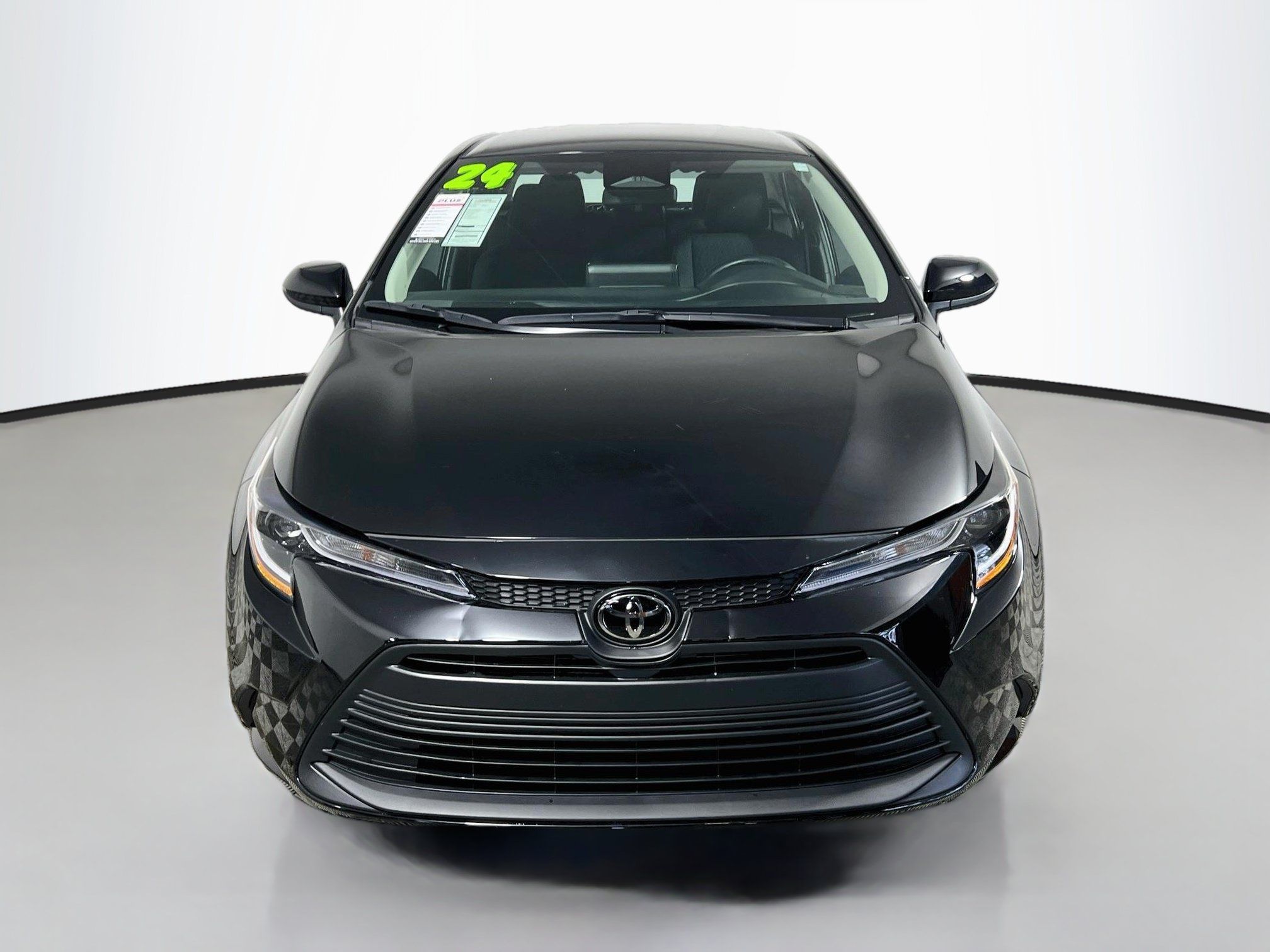 Used 2024 Toyota Corolla LE FWD image 11