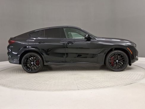 New 2026 BMW X6 M60i w/ Executive Package image 6