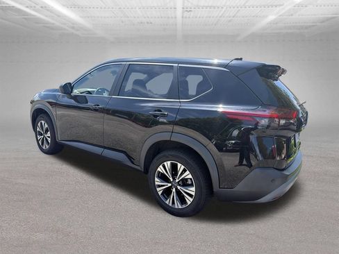 Used 2023 Nissan Rogue SV FWD image 2