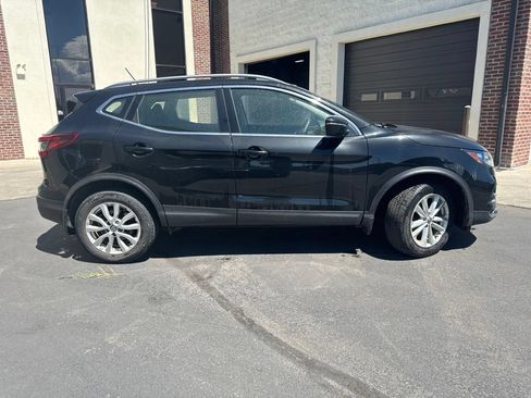 Used 2020 Nissan Rogue Sport SV AWD/4WD image 9