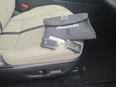 Used 2024 MAZDA CX-90 Plug-In Hybrid w/ Preferred image 24