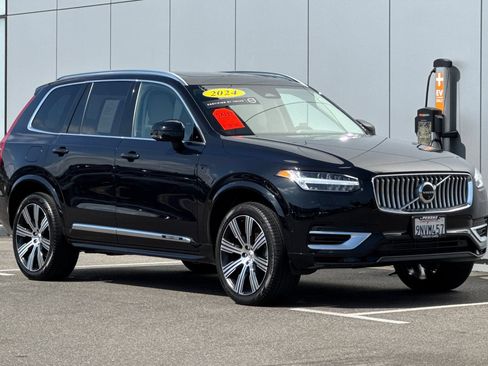 Used 2024 Volvo XC90 T8 Plus AWD/4WD image 7