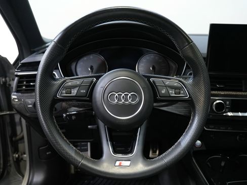 Used 2022 Audi S4 Premium image 40