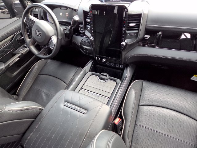Used 2025 RAM 2500 Limited AWD/4WD image 24