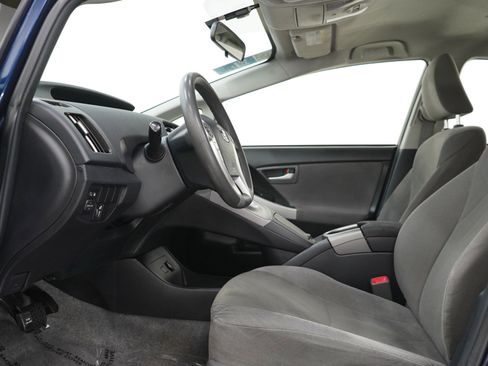 Used 2013 Toyota Prius Two image 21