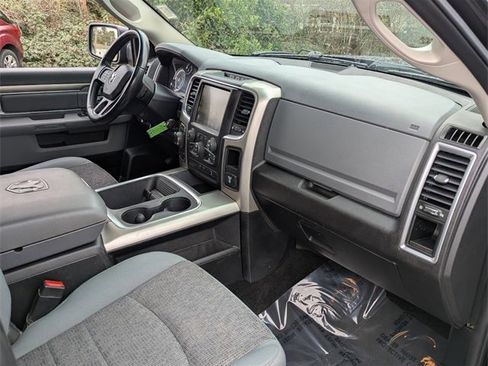 Used 2017 RAM 1500 Classic SLT w/ SLT Plus D￩cor Group image 37