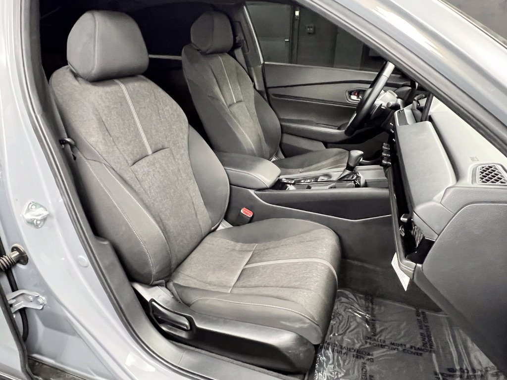 Used 2025 Honda Accord Sport image 8