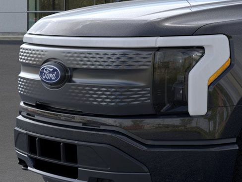 New 2025 Ford F150 Lightning XLT image 17