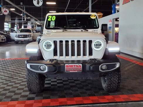 Used 2020 Jeep Gladiator Overland w/ LED Lighting Group AWD/4WD image 2