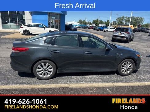 Used 2016 Kia Optima EX w/ Premium Package FWD image 8