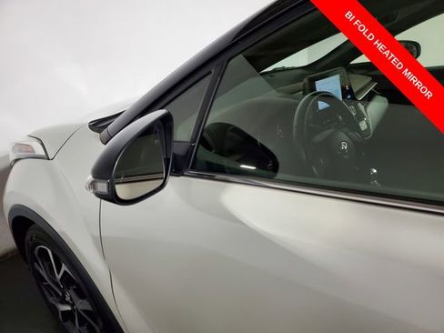 Certified 2019 Toyota C-HR Limited image 30