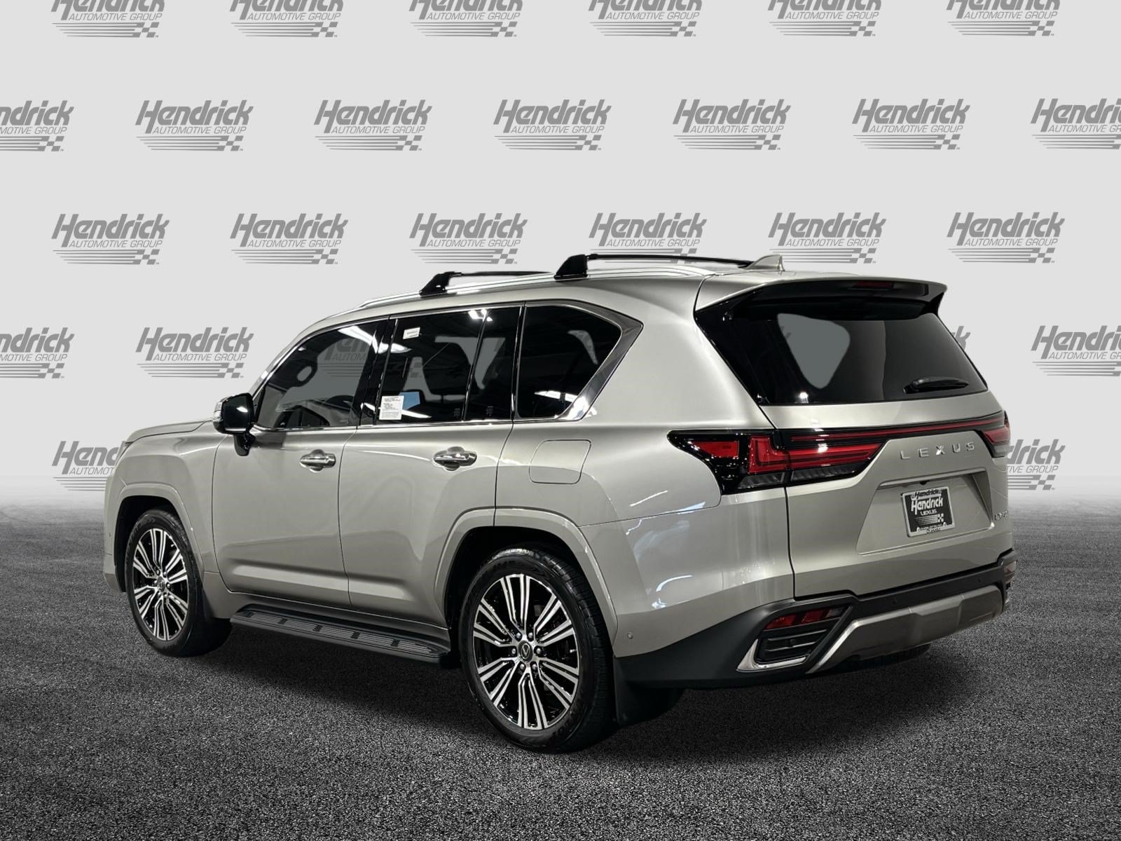 Certified 2026 Lexus LX 700h Luxury AWD/4WD image 7
