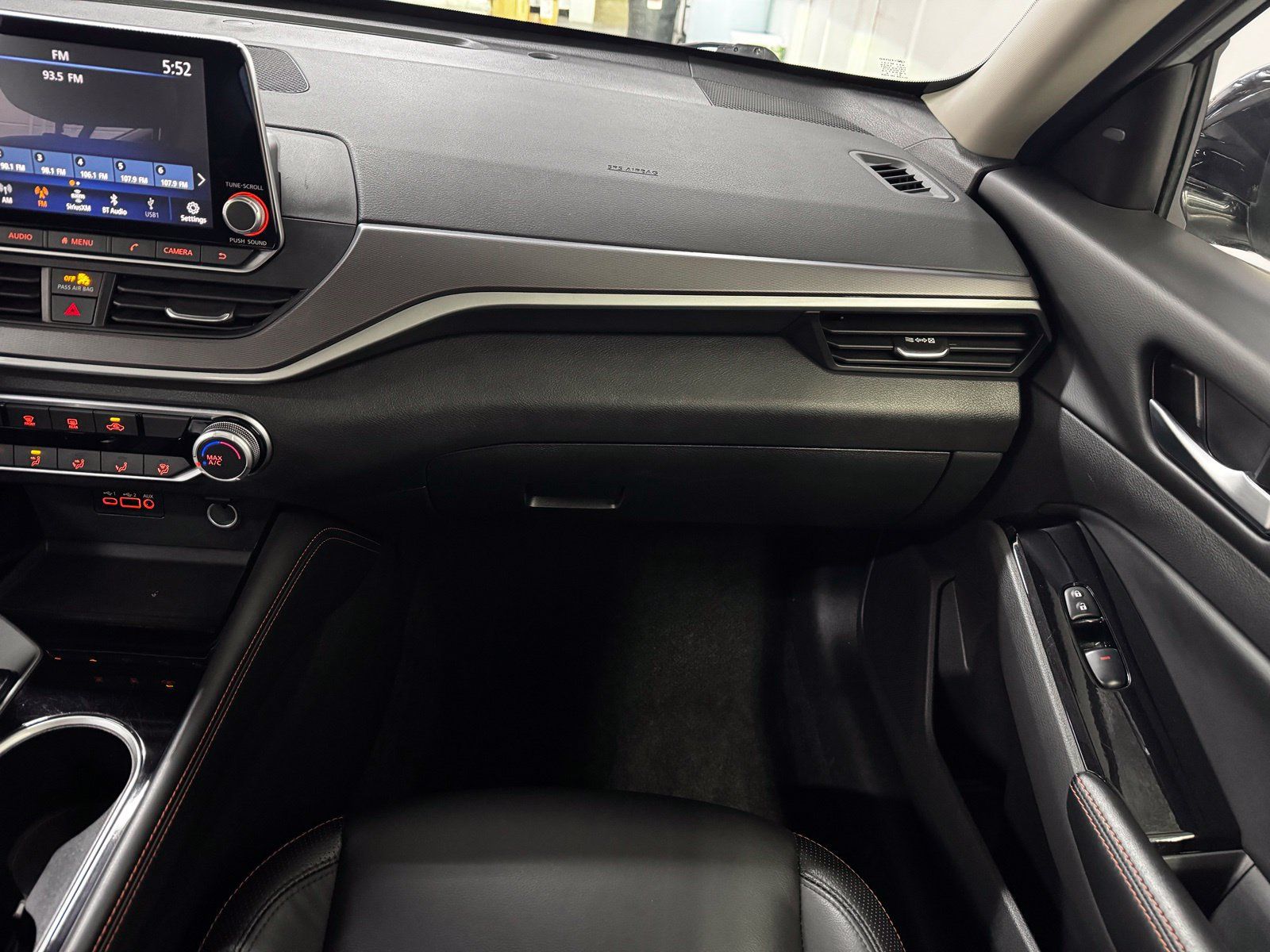 Certified 2024 Nissan Altima 2.5 SR FWD image 21