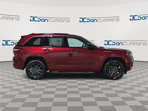 New 2026 Jeep Grand Cherokee Limited AWD/4WD image 9