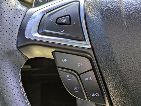 Used 2023 Ford Edge ST image 24