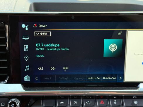 Used 2025 Chevrolet Silverado 1500 LT image 39