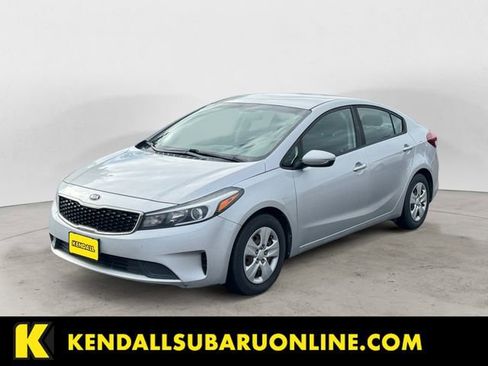 Used 2017 Kia Forte LX FWD image 1