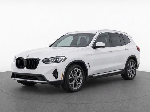 Certified 2024 BMW X3 xDrive30i w/ Premium Package AWD/4WD image 3