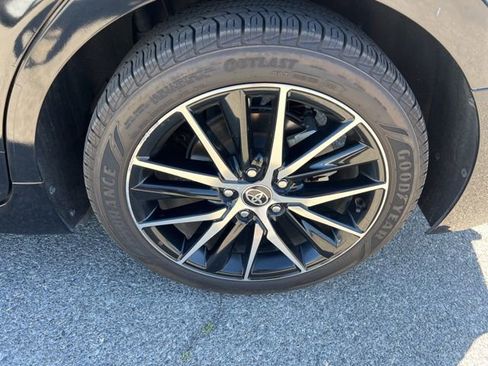 Used 2023 Toyota Camry SE w/ Audio Upgrade Package image 9