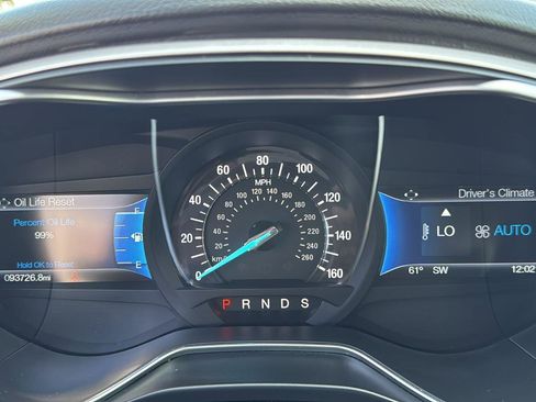 Used 2016 Ford Fusion SE image 13