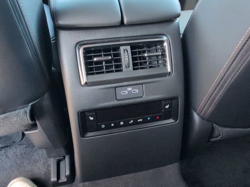 Used 2026 MAZDA CX-90 Plug-In Hybrid w/ Premium Plus AWD/4WD image 6