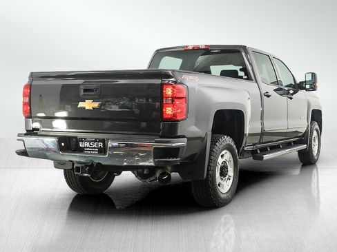 Used 2016 Chevrolet Silverado 2500 LT w/ LT Convenience Package AWD/4WD image 5