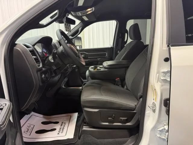 Used 2025 RAM 2500 Big Horn AWD/4WD image 5