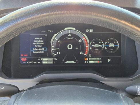 Used 2024 Toyota Tundra Limited image 19