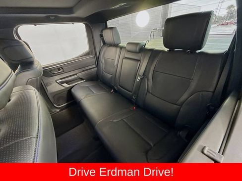 Used 2023 Toyota Tundra Platinum AWD/4WD image 8