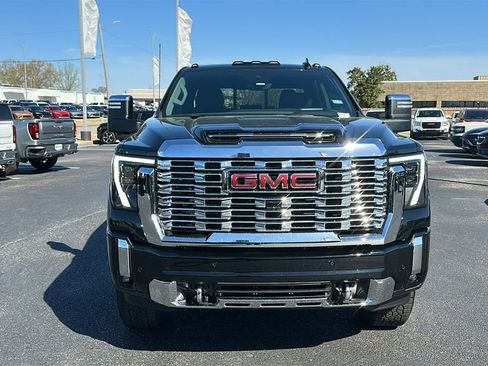 Certified 2024 GMC Sierra 2500 Denali w/ Denali Reserve Package image 8