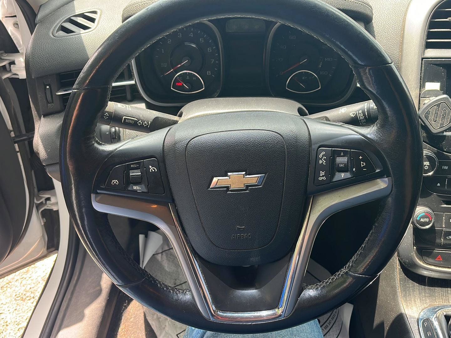 Used 2015 Chevrolet Malibu LT FWD image 9
