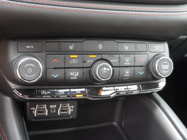 Certified 2025 Dodge Durango GT AWD/4WD image 23