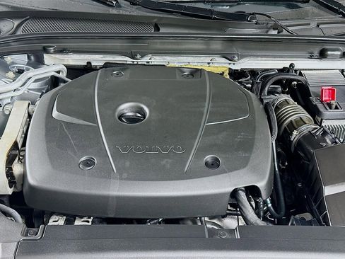 Used 2018 Volvo S90 T6 Momentum w/ Convenience Package image 43