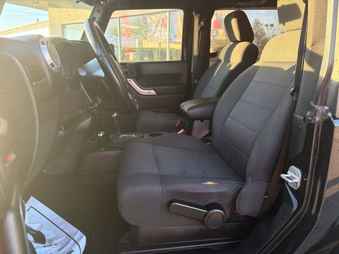 Used 2012 Jeep Wrangler Sahara w/ Dual Top Group image 14