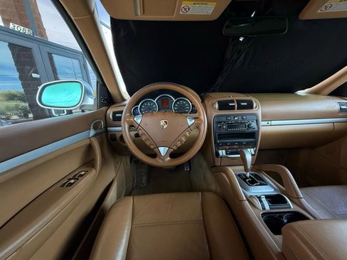 Used 2003 Porsche Cayenne S image 51