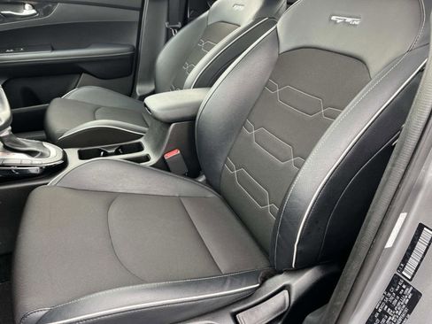 Used 2023 Kia Forte GT-Line w/ GT-Line Premium Package image 28