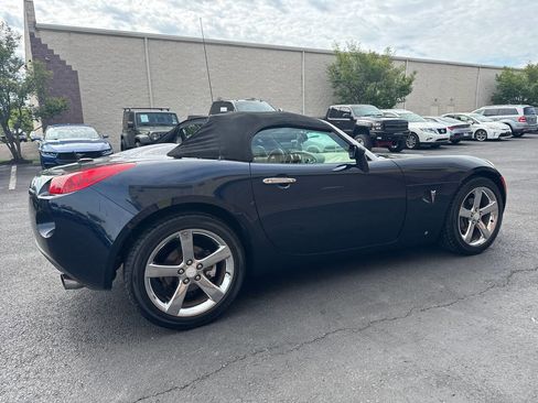Used 2006 Pontiac Solstice Convertible w/ Premium Package RWD image 9