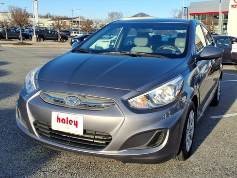 Used 2017 Hyundai Accent SE image 10