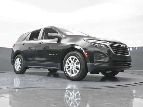 Used 2024 Chevrolet Equinox LS FWD image 59