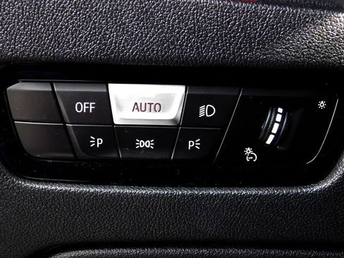 Used 2021 BMW 330e xDrive w/ Driving Assistance Package image 27