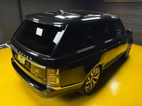 Used 2018 Land Rover Range Rover Supercharged image 9