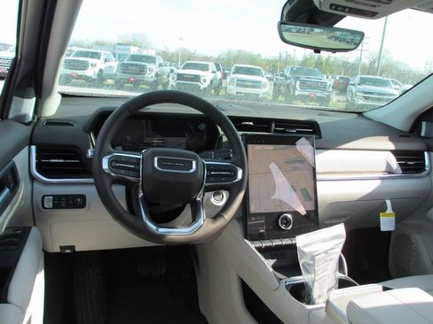 New 2026 GMC Terrain Denali image 13