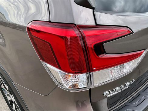 Used 2023 Subaru Forester Premium AWD/4WD image 28