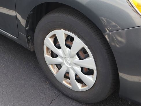 Used 2011 Toyota Corolla LE image 5