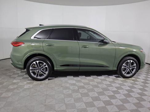 Used 2025 Audi Q5 Premium Plus w/ Premium Plus image 5