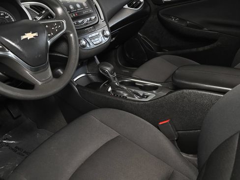 Used 2024 Chevrolet Malibu LT FWD image 33