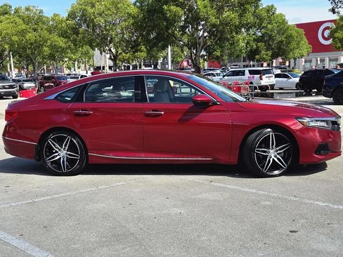Used 2021 Honda Accord Touring image 6