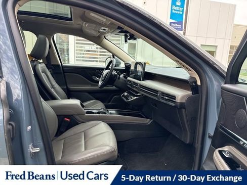 Used 2024 Lincoln Corsair Grand Touring image 19