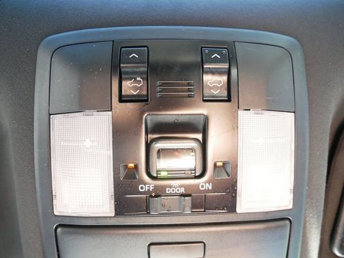 Certified 2023 Lexus GX 460 Luxury w/ Sport Design Package AWD/4WD image 27