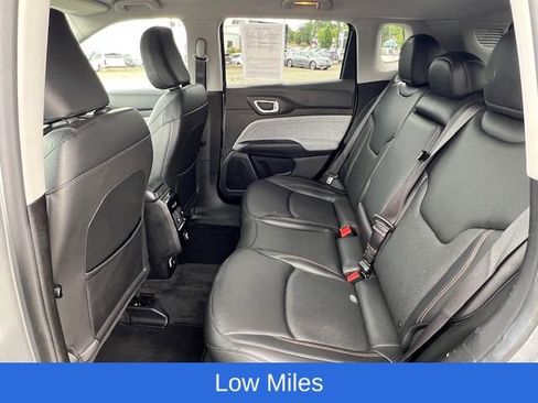 Used 2022 Jeep Compass Latitude image 13